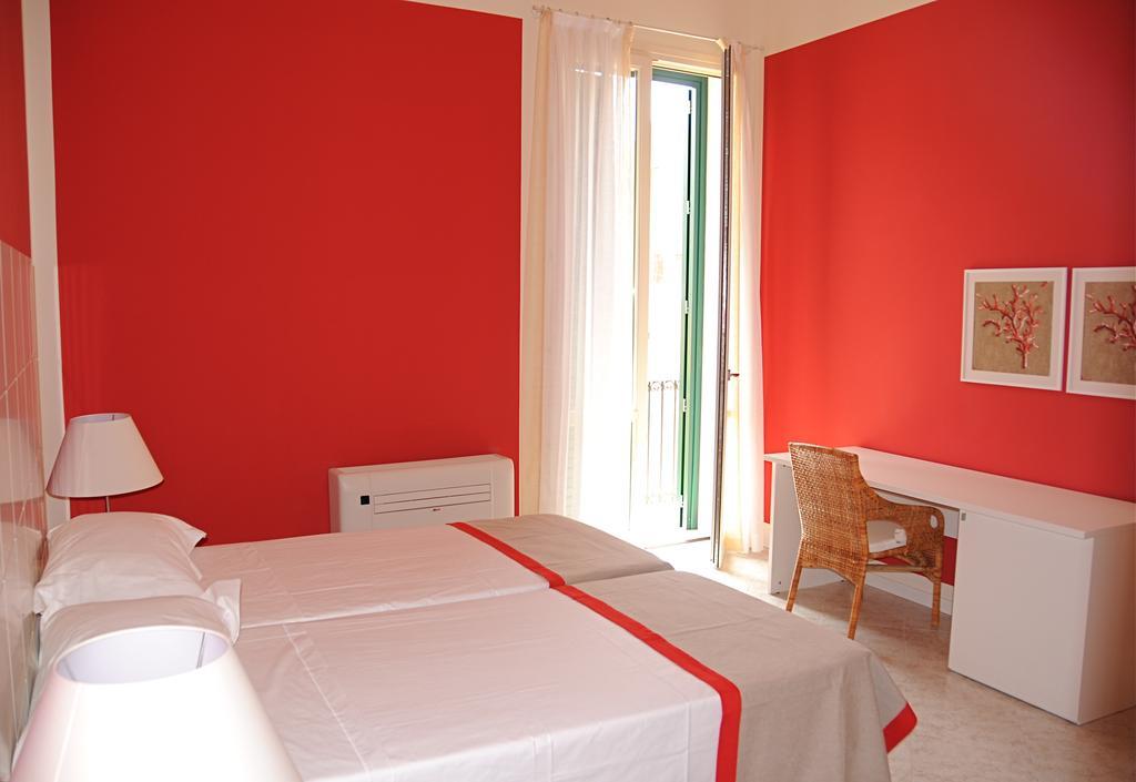 Albachiara Suite Rooms - City Center Trapani Szoba fotó