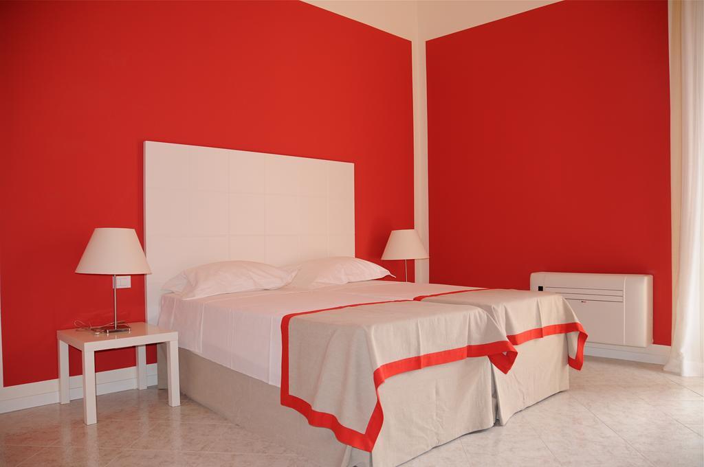 Albachiara Suite Rooms - City Center Trapani Szoba fotó